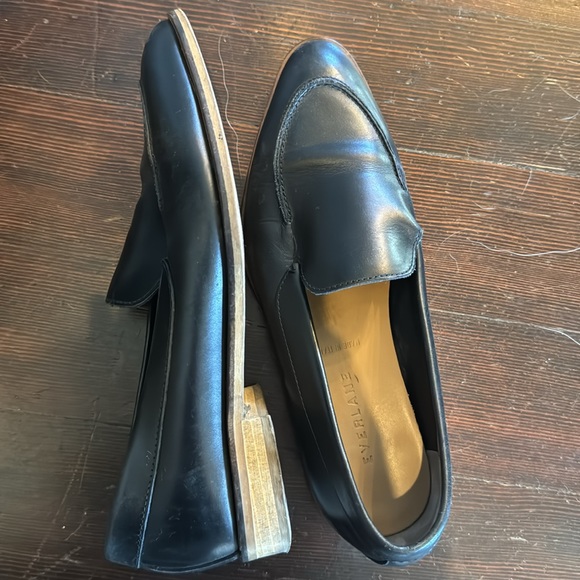 Everlane Slip on Leather Loafers - Picture 3 of 4